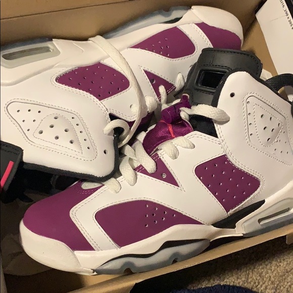 Jordan Shoes - AIR JORDAN